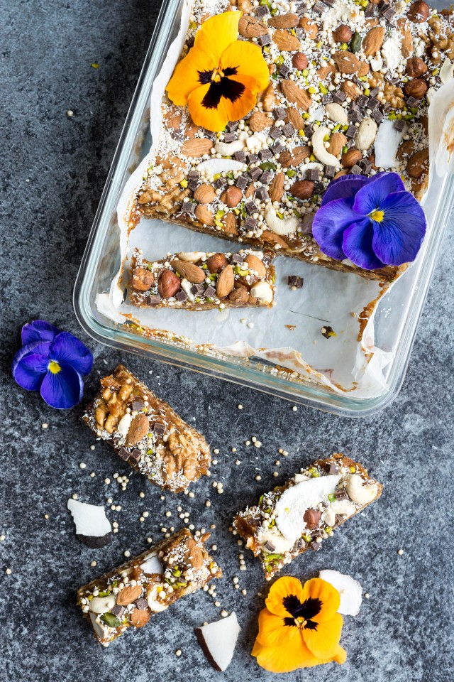 These 3 layer Loaded Granola bars with VEGAN caramel will blow your mind!! An indulgent, yet healthy bar guaranteed to give you the energy boost you need during the day!